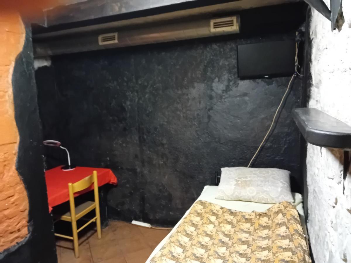 Alcatrazpraha Appartamento Esterno foto